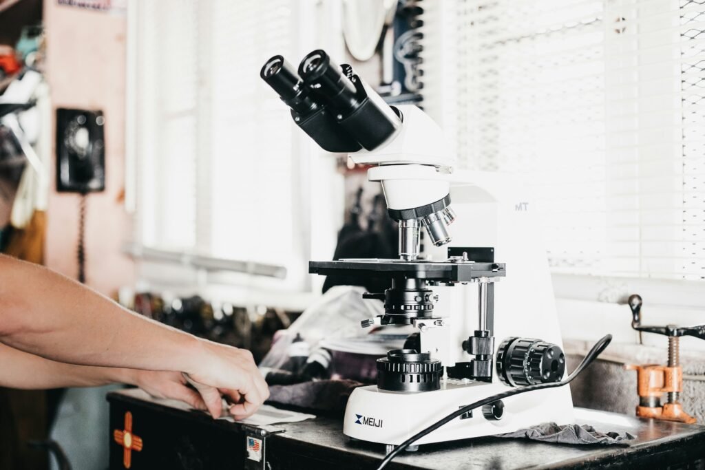 Microscope laboratory